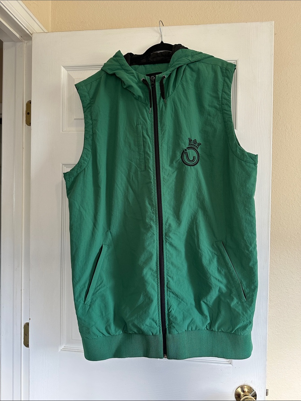 Jiberish Mens Green Hooded Sleeveless Jacket